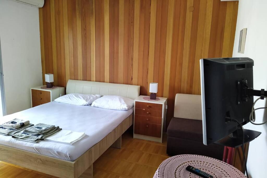 Apartamento Davor Tučepi Exterior foto